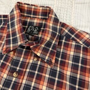 Jos A Bank Travelers Collection Orange Burgundy Plaid Shirt Men’s Medium EUC